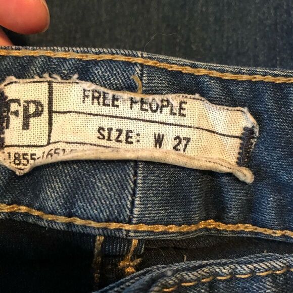 Free people skinny jeans. Size 27 - Picture 4 of 10